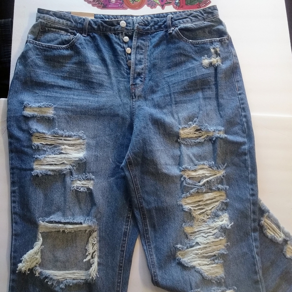 Super high rise 90's Boyfriend jeans